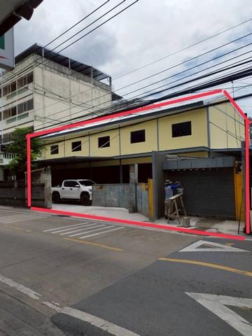 พื้นที่ค้าปลีกให้เช่าทั้งอาคารหรือบางส่วน ย่านชุมชน ลาดพร้าว87 แขวงคลองเจ้าคุณสิงห์ 5
