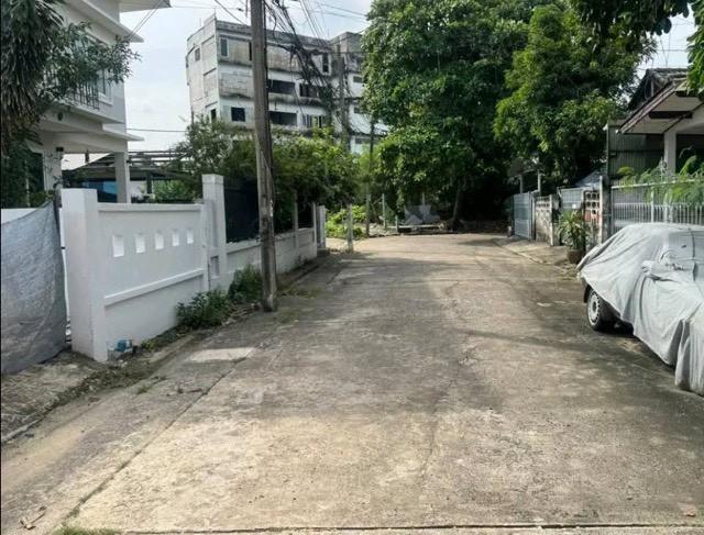 ขายที่ดินเปล่า ซอยนวมินทร์ 26 ขนาด 60 ตร.วา ใกล้สวนนวมินทร์ภิรมย์ เดอะมอลล์ บางกะปิ 2