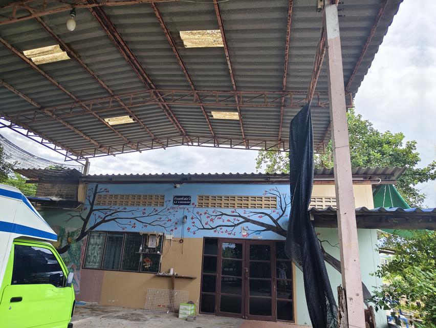 ที่ดินพร้อมอาคาร ห้องแถว โกดังเก็บของ 2