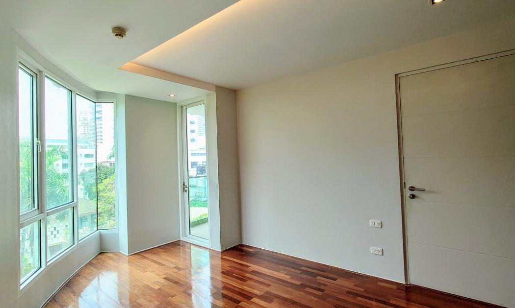 For Sale: Renovated 1-Bed Corner Unit at Beverly 33 | 50 Sqm 2