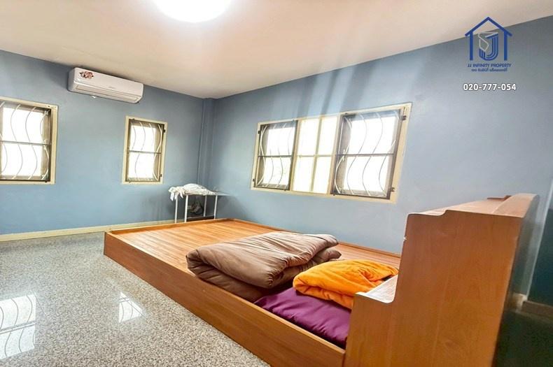 ขายบ้านเดี่ยว 2 ชั้น หมู่บ้าน เค.ซี.พาร์ควิลล์ 2  ซอยเลียบคลองสอง29 ใกล้ทางด่วนกาญจนาภิเษก 8