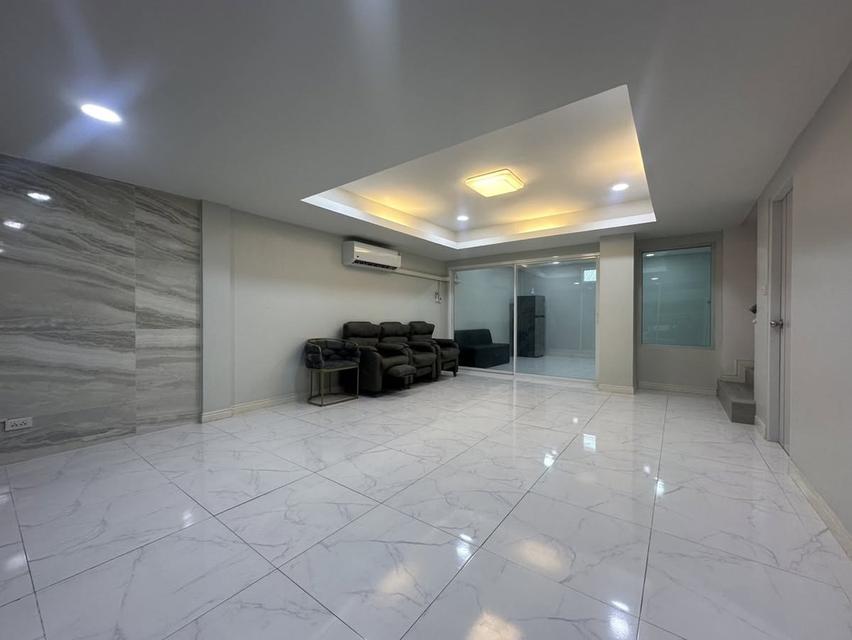 ให้เช่า โฮมออฟฟิศ 4 ชั้น สไตล์เรียบหรูโมเดิร์น 350 ตร.ม. ลาดพร้าว 80 - เหม่งจ๋าย จดทะเบียนบริษัทได้ พร้อมอยู่ทันที 7