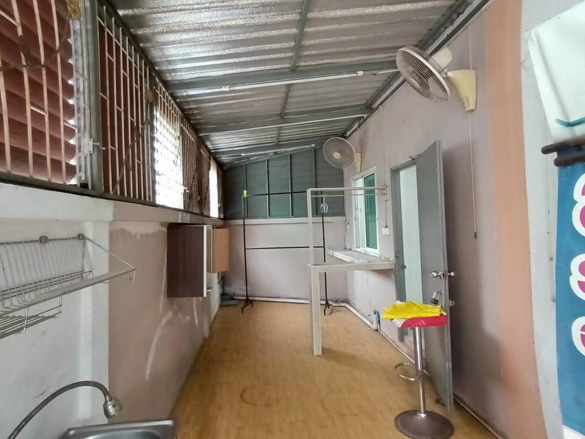 ขายตึกหัวมุม 4ชั้น พร้อมดาดฟ้า ทำเลดี ใกล้ MRT ไทรม้า ซอย 9 บางรักน้อย – รัตนาธิเบศร์ 4