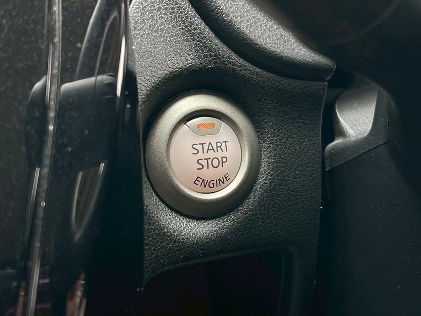 nissan note 8
