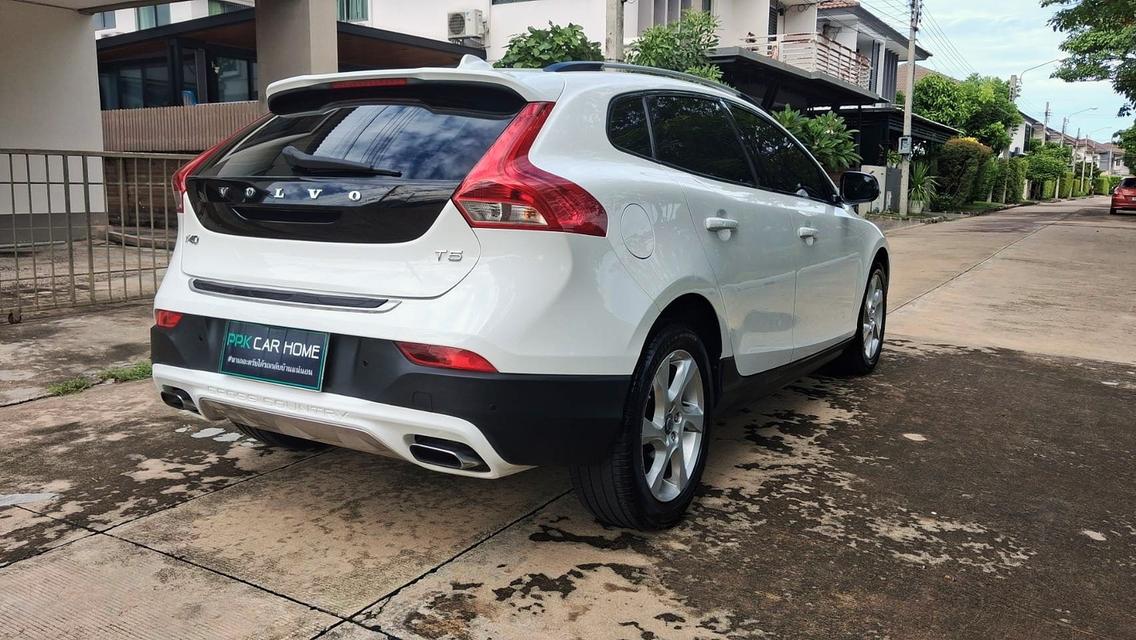 ปี2015 Volvo V40 Cross Country T5 ไมเนอร์ TOP สภาพสวย มือเดียว รูปย่อยที่ 3
