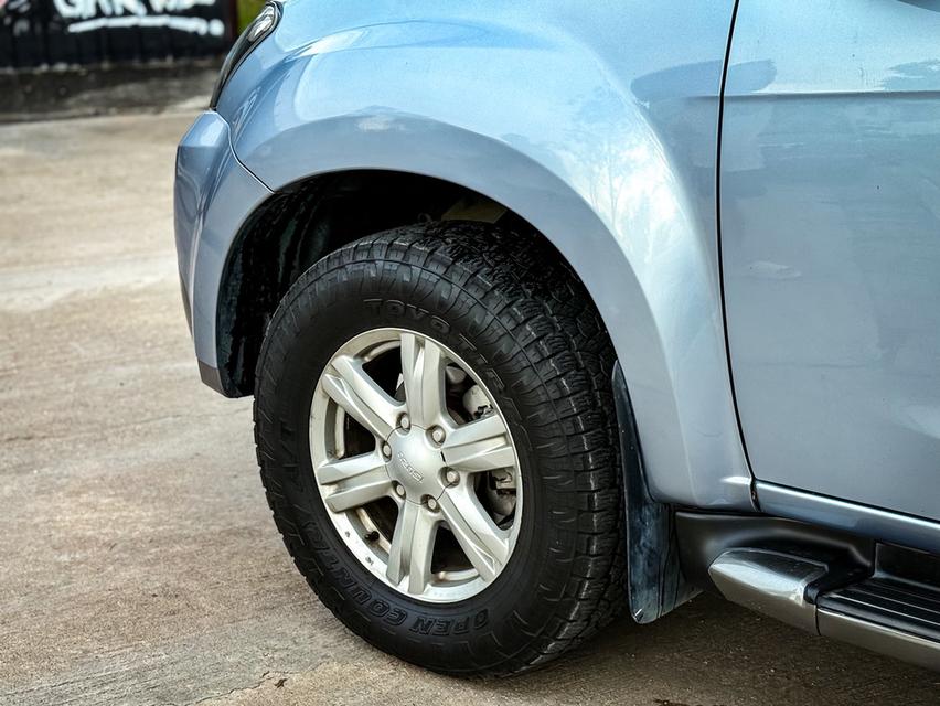 Isuzu MU-X 3.0 DVD 4wd ปี15 17