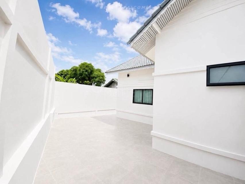 For Sale — Pool Villa at Paradise Hill 2, Khao Noi / Nern Plub WanBeautiful detached pool villa for sale at Paradise Hill 2, Soi Boonsampan 9 4
