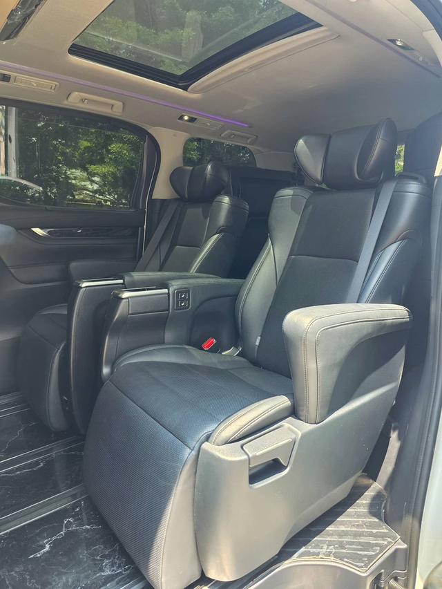 Toyota ALPHARD 2.5SC PACKAGE สีขาว ปี 2020 ไมล์ 60,000 กม. รูปที่ 11