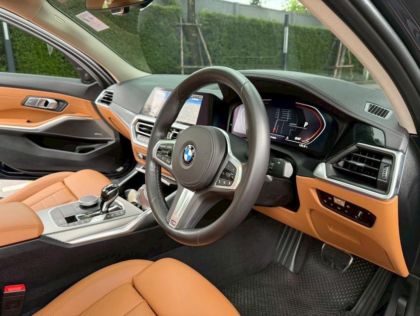 BMW 330li  M Sport G28 2021  • Mileage: 31,xxx km รถบ้านมือเดียว ป้ายแดง 20