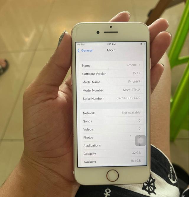 iPhone 7 สีชมพูโรสโกลด์ 2