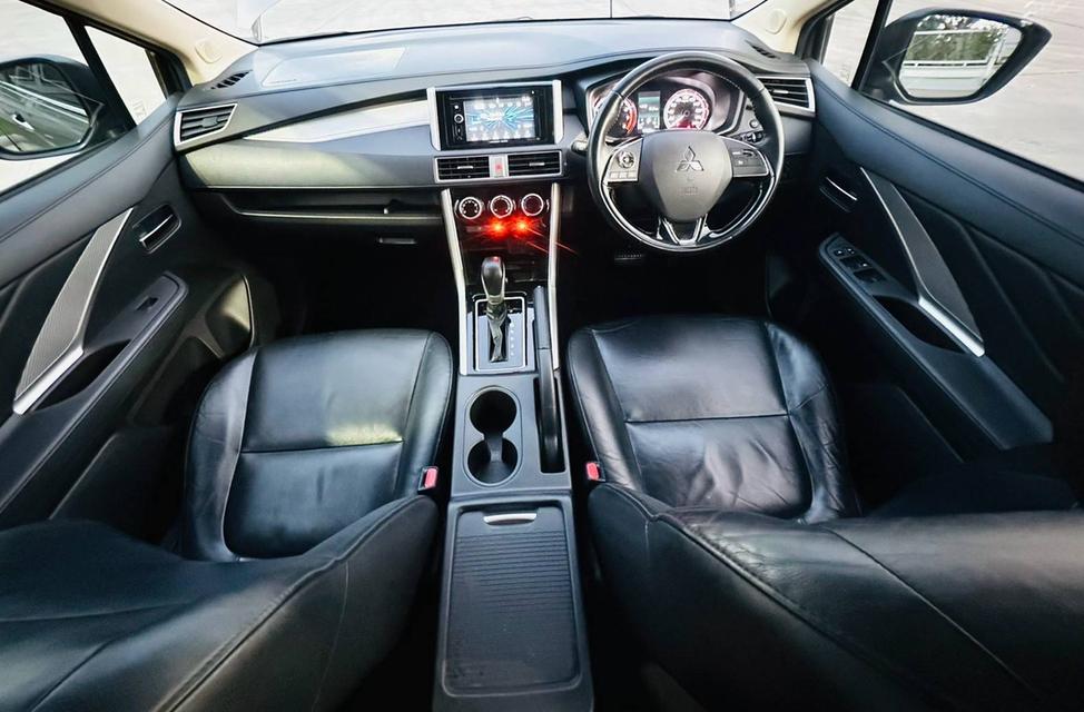 #MITSUBISHI #XPANDER 1.5 GT ปี 2018สีเทา | ไมล์ 151,025 กม. | มือเดียวป้ายแดง✨ รถสวย เจ้าของดูแลดี พร้อมใช้งาน✨ MPV 7 ที่นั่ง ห้องโดยสารกว้าง รูปที่ 15