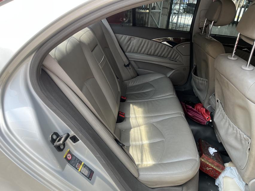Mercedes-Benz E-Class E200 Kompressor ปี 2008 รถบ้านใช้น้อยไม่เคยชน รูปที่ 6