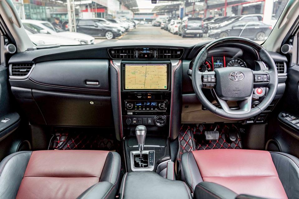 รหัสรถ NP7532 TOYOTA FORTUNER 2.8TRD 4WD 2018 11