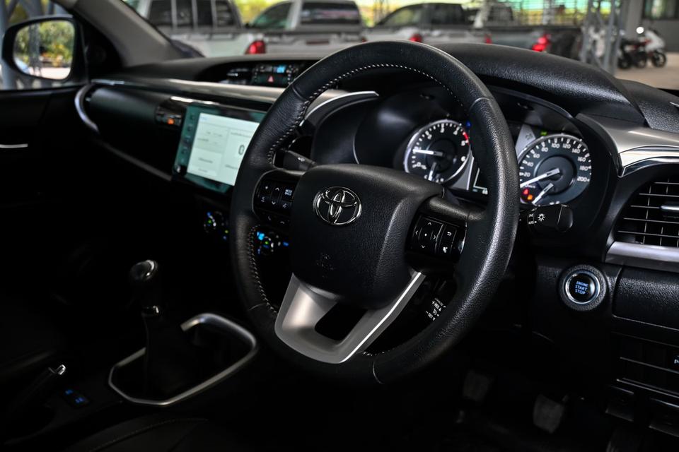 Toyota Revo Double Cab 2.4 High 6