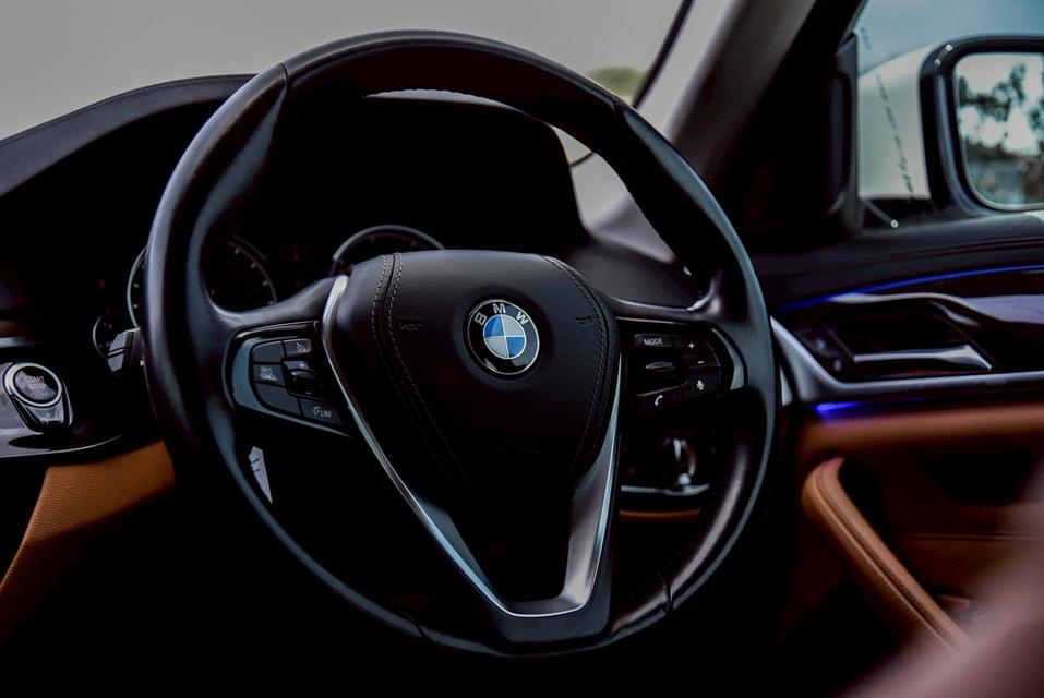 รหัสรถ CBL8870 BMW 520D 2.0 Sport [G30] AT 2018 14
