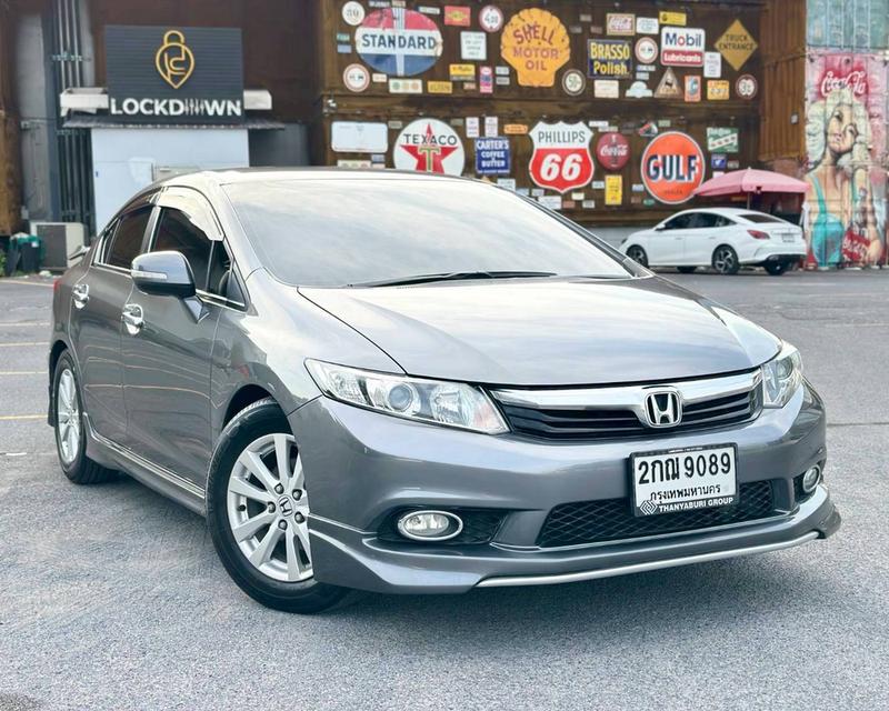 2013 Honda civic 1.8 at