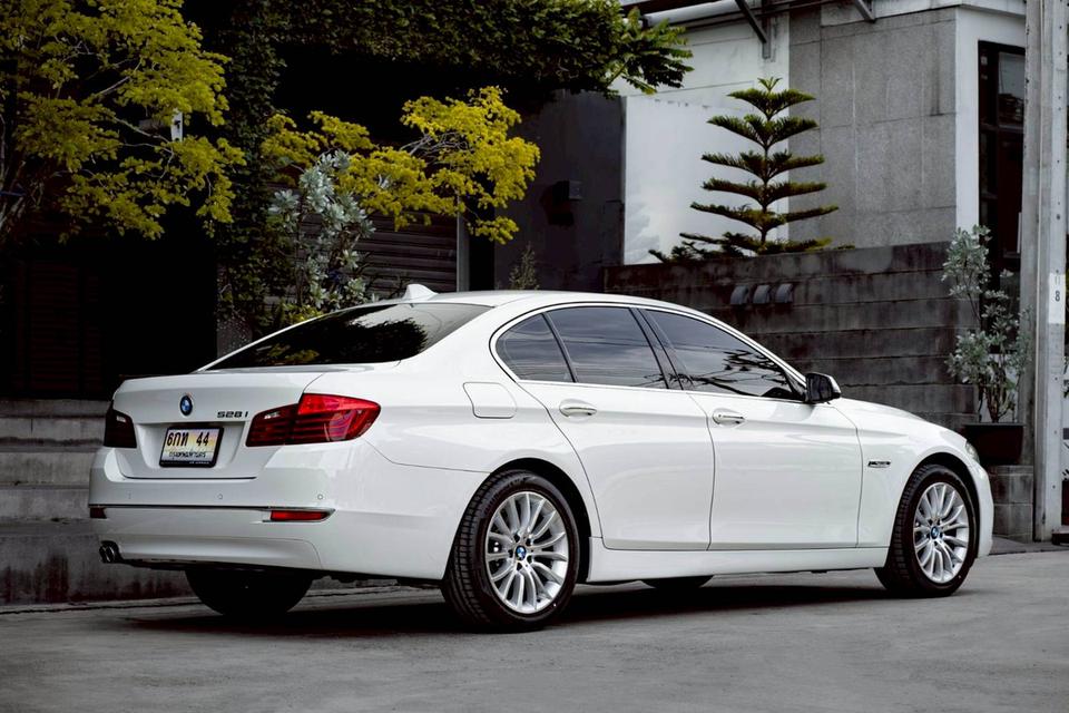 รหัสรถ PR44 📌BMW 528i Luxury Line (Model F10 LCI) 4