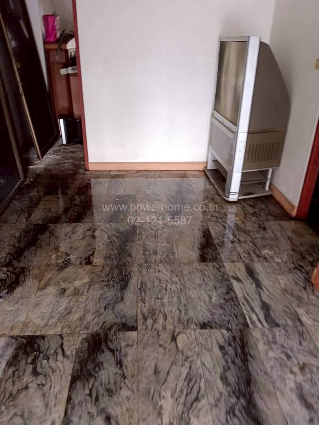 ทาวน์เฮ้าส์ 3 ชั้น ซอยพหลโยธิน 56 ใกล้โรงพยาบาล บี.แคร์ เมดิคอลเซ็นเตอร์ ถนนพหลโยธิน แขวงสายไหม เขตสายไหม กรุงเทพมหานคร 6