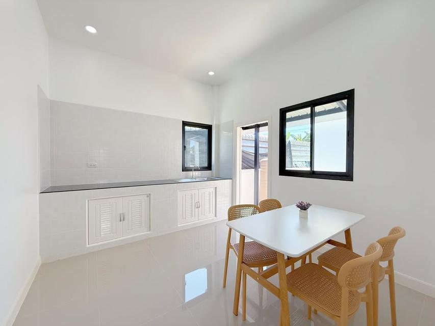 🏡 ขายบ้านใหม่แกะกล่อง! 3 นอน 2 น้ำ ใกล้กาดฝรั่ง เดินทางเข้าเมืองสะดวก เพียง 2.xx ล้าน 🔑 10