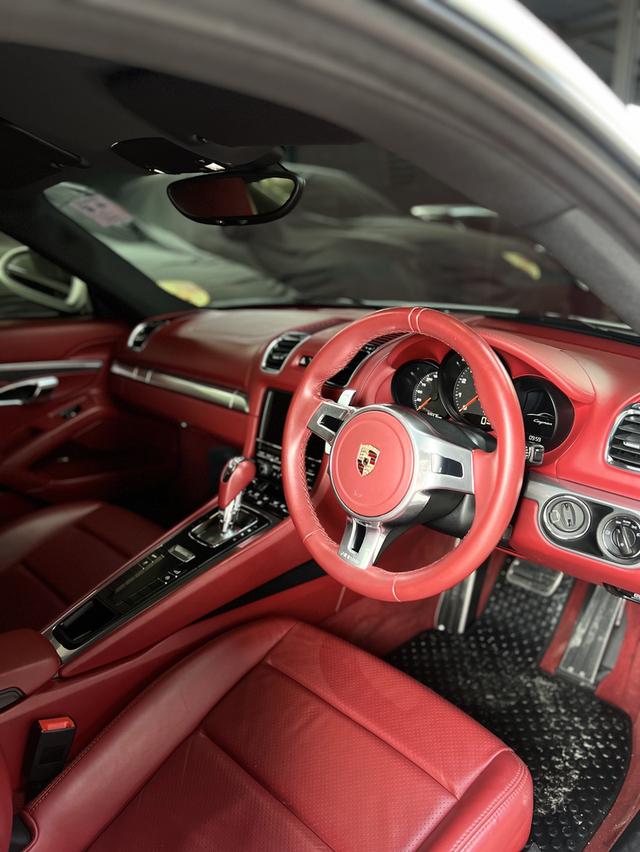 Porsche 981 Cayman ปี 2014