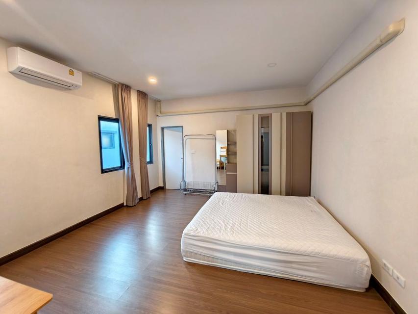 ขายหรือให้เช่า บ้านเดี่ยว 2 ชั้น หลังมุม โครงการเดอะ ซิตี้ สุขุมวิท-อ่อนนุช ทำเลดี เดินทางสะดวก 12