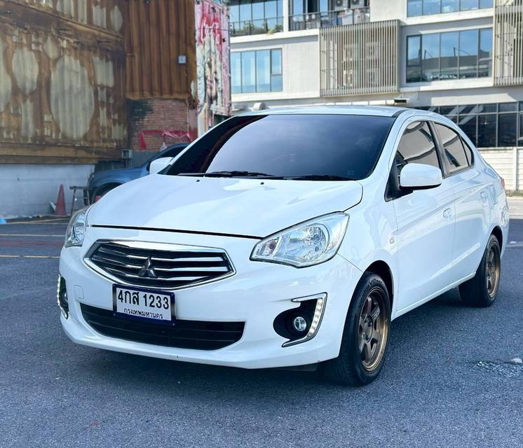 MITSUBISHI ATTRAGE 1.2GLX (MNC) เกียร์ธรรมดา สีขาว ปี 2017 1