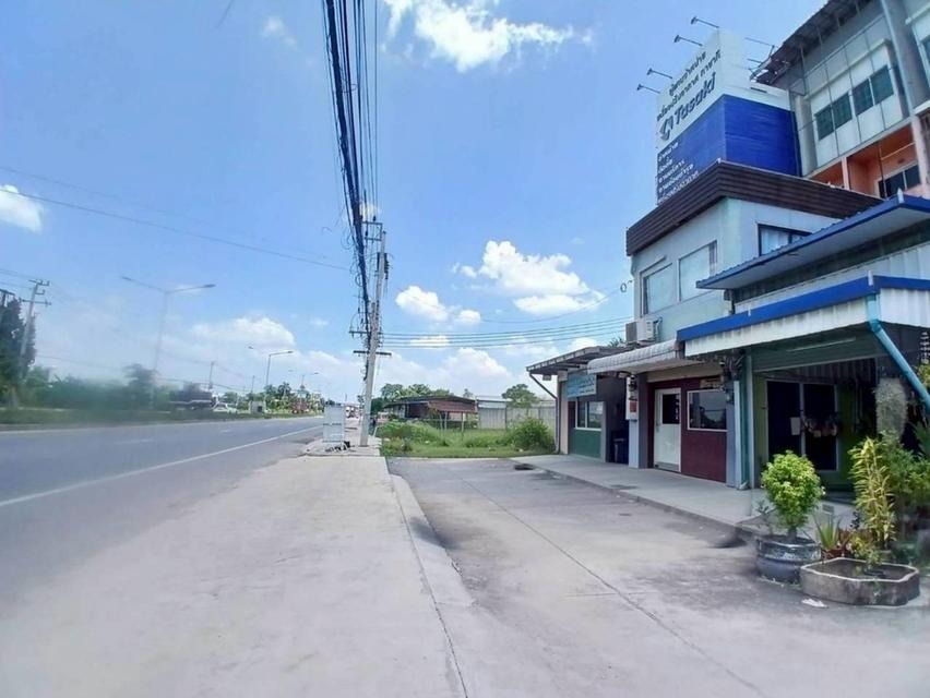 ขายอาคารพาณิชย์ 4 ชั้น หน้าหมู่บ้านเกษมสุข ถนนลำลูกกา คลอง7 3