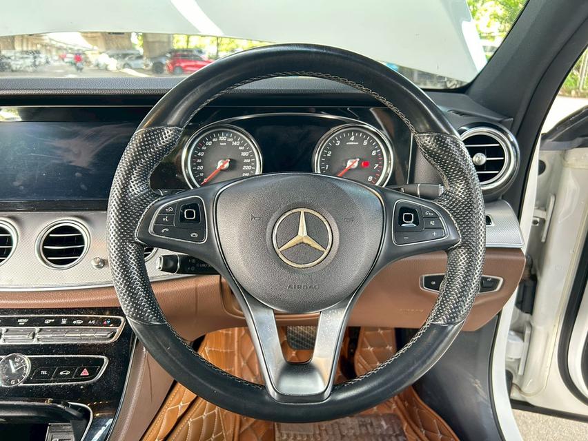 Mercedes-Benz E350e 2.0 Avantgarde W213 AT ปี 2017 13