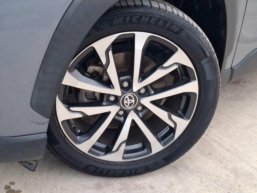 (แจ้งรหัสรถ KN6351) TOYOTA COROLLA CROSS, 1.8 HYBRID PREMIUM SAFETY ปี2021 (ตัวท็อป ซันรูฟ) รูปที่ 9