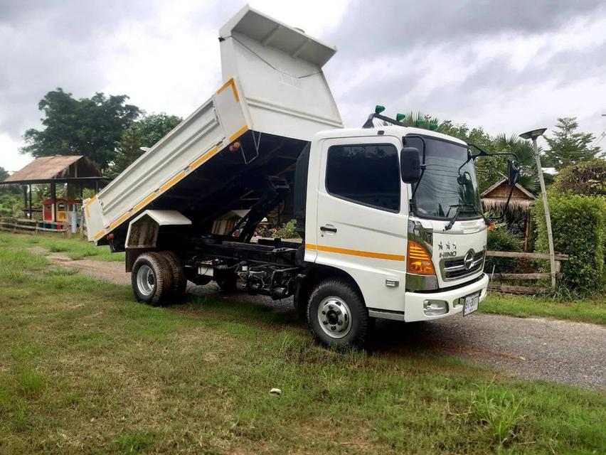 ส่งต่อรถบรรทุก HINO 6 ล้อดั้มพ์ ปี 53