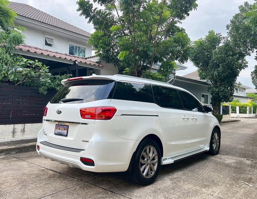 รหัสรถ AP2244 KIA Grand Carnival Minorchange 2.2 EX 8AT ปี20 สีขาว 3