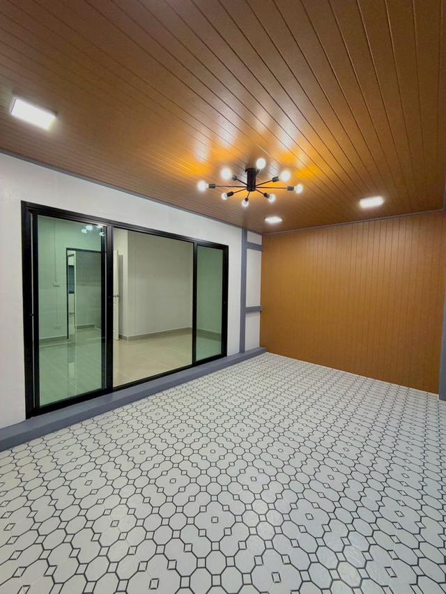 พฤกษา45 ถนนวัดลาดปลาดุกทาวน์เฮ้าส์ 2 ชั้น  หลังมุม ตกแต่งใหม่พร้อมอยู่  มีพื้นที่ข้างบ้าน พร้อมระเบียงด้านหน้า 20