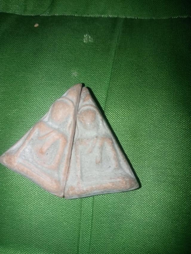 พระเครื่องหายากสวยๆๆๆๆๆร รูปที่ 6