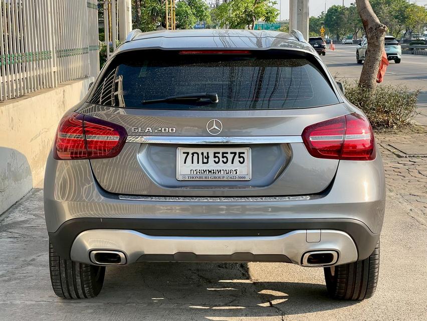 รหัสรถ PJP5575 2018 BENZ GLA200 รูปที่ 3