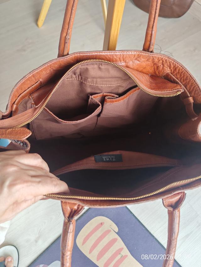 กระเป๋าหนังแท้​ มือสองสภาพดี รูปที่ 5