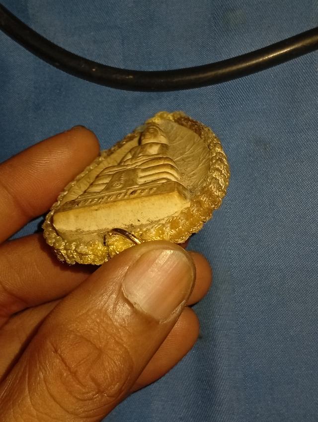 ถ้าให้พูดถึงพระเก่าพระนิยมต้องพระรุ่นนี้เลยครับพระเก่าๆราคาดีราคาไม่ลดเหรียญเดิมๆไม่มีปรับแต่งสภาพเดิมทุกอย่างสนใจเท่าดูกันได้ครับรับประกันความแท้ชัดเ 8