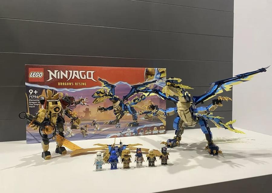 LEGO รุ่น NINJAGO Elemental Dragon vs. The Empress Mech Building Toy Set