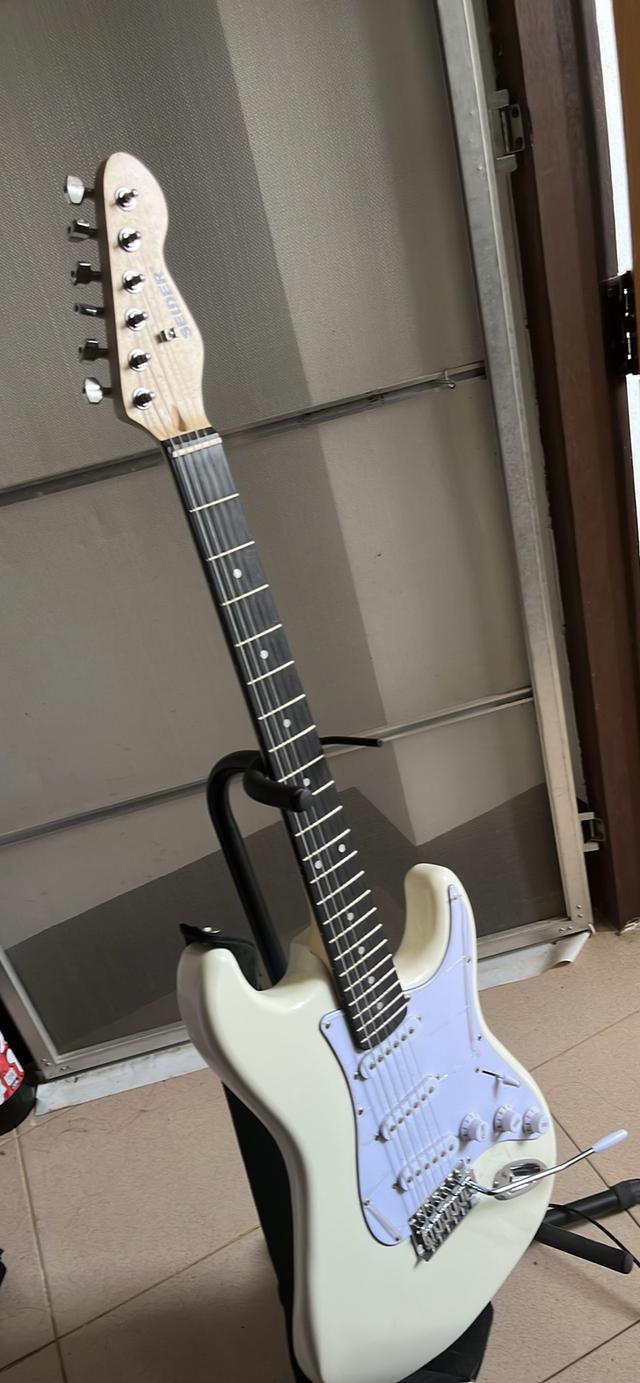 กีต้าไฟฟ้า มือสองสภาพมือหนึ่ง