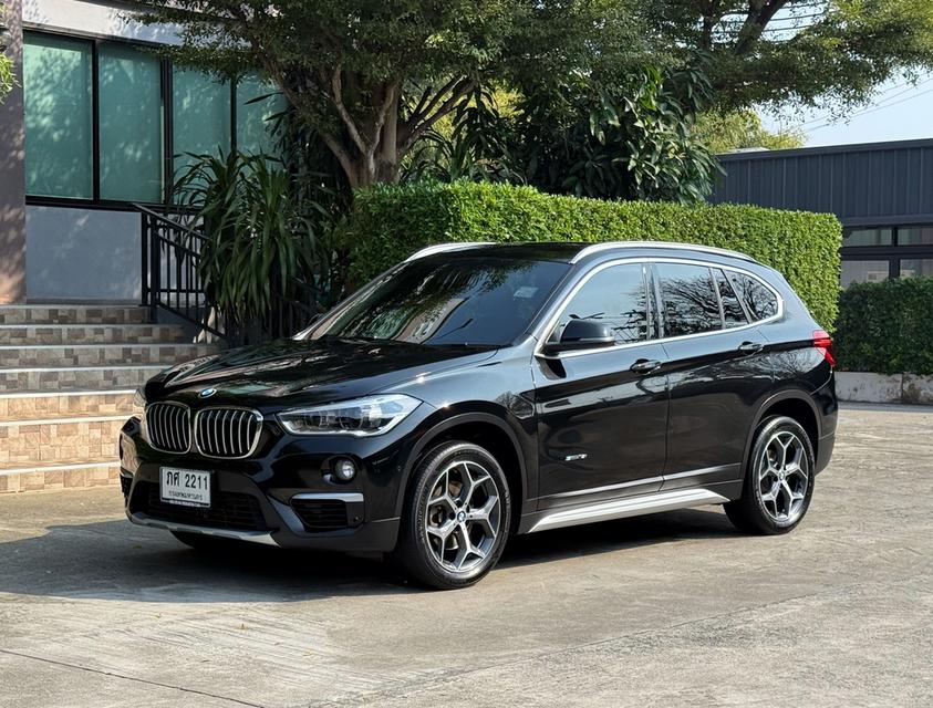 2017 BMW X1 F48 รถออกศูนย์ BMW THAILAND รถสวยสภาพสมบูรณ์พร้อมใช้งาน รถวิ่งน้อย เข้าศูนย์ทุกระยะ รถไม่เคยมีอุบัติเหตุครับ รูปที่ 4