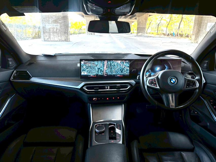 ขายรถ BMW 330e 2.0 M Sport ปี 2023 สีเทา เกียร์ออโต้ รูปที่ 13