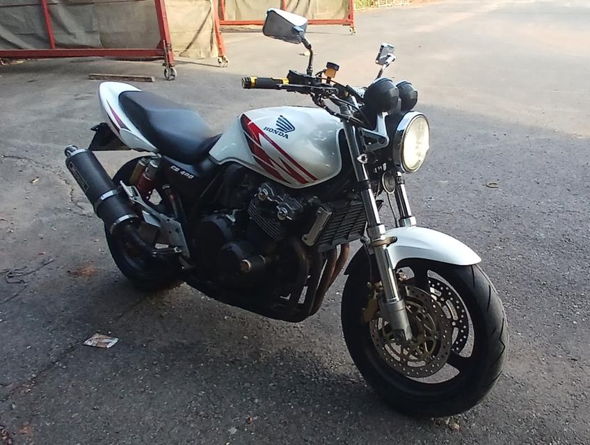 ขายมอไซค์ฮอนด้า cb400sf.  2