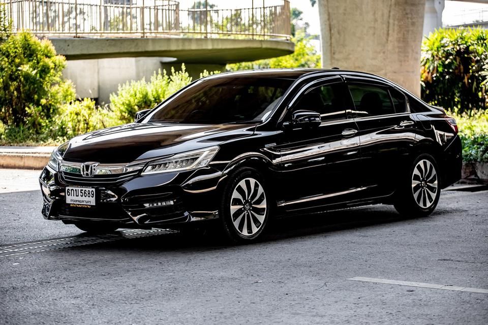 HONDA ACCORD 2.0 HYBRID ปี 2017 สีดำ มือเดียวป้ายแดง