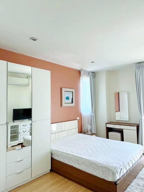 MRT ลาดพร้าว101 650 ม. Penthouse ให้เช่าคอนโดหรู 2นอน 2 น้ำ แฮปปี้ คอนโด ลาดพร้าว 101 ใหญ่ ชั้น 6 เดอะมอลล์ บางกะปิ 2.4 3