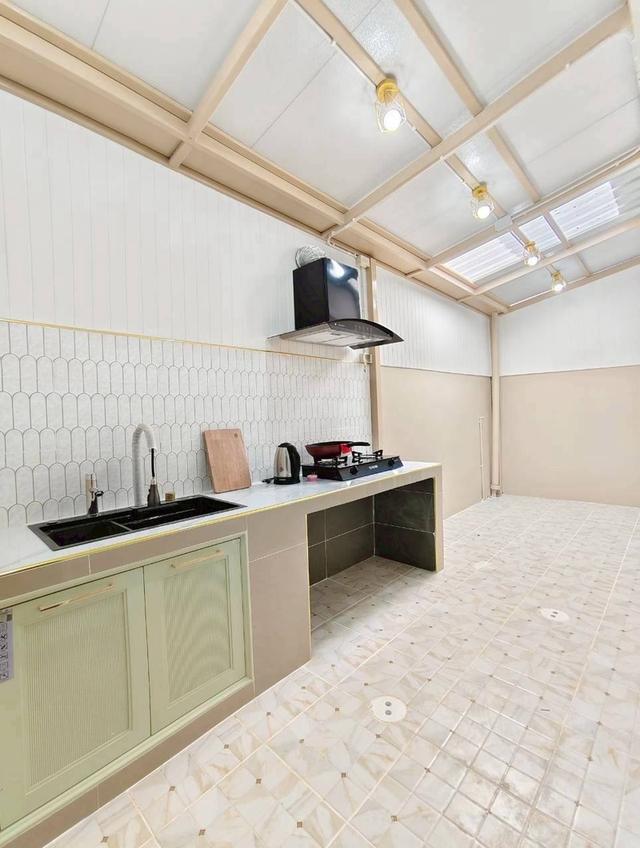 หมู่บ้านพฤกษา18      12