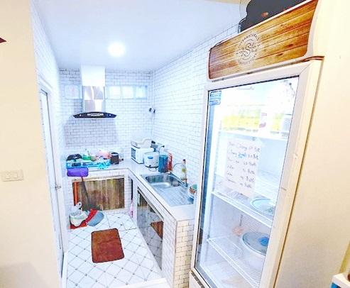 ตกแต่งพร้อมเฟอร์ฯครบ 4นอน ข้าวสาร 550ม. MRTสามยอด 1.57กม. เยาวราช 3 กม. ให้เช่าตึกแถวโฮสเทล 3 ชั้น 24 ตร.วา. 290 ตร.ม. 5 6