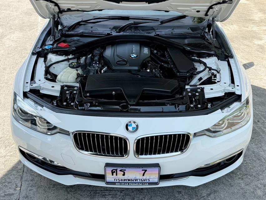 2017 BMW 320D LCI รถมือเดียวออกป้ายแดง รถวิ่งน้อย เข้าศูนย์ทุกระยะ รถไม่เคยมีอุบัติเหตุครับ 15