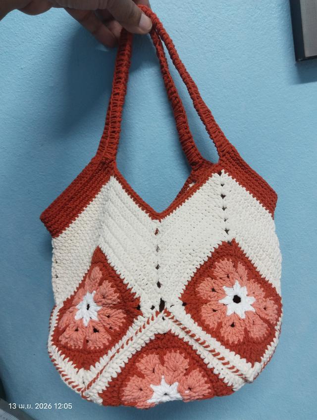 กระเป๋าถือ ลายดอกไม้