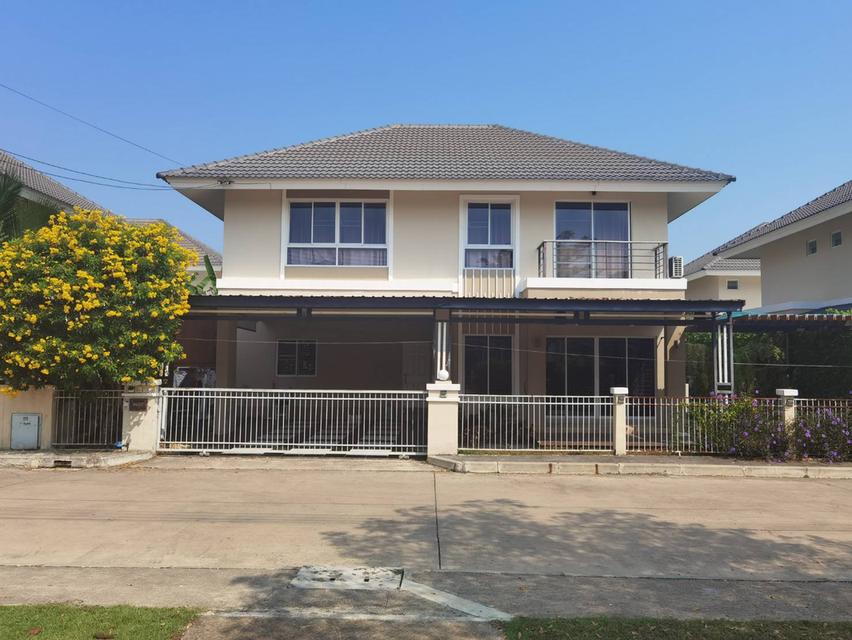 ขายบ้านเดี่ยว 2 ชั้น สไตล์โมเดิร์น ใกล้ตัวเมืองเชียงใหม่