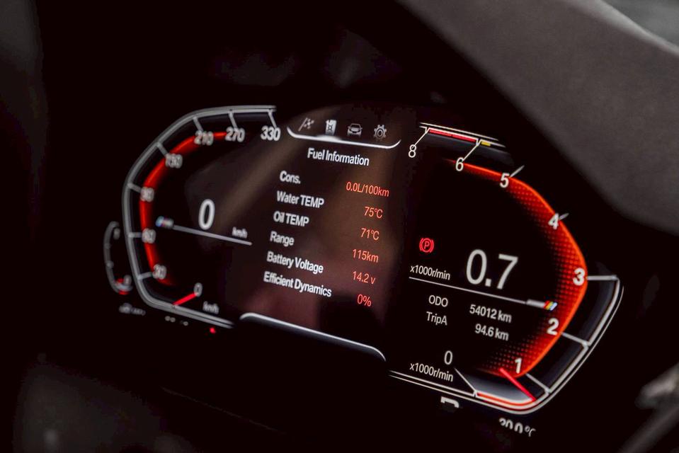 รหัสรถ 67GG2231 BMW 320d F30 LCI ปี 2018 แต่ง M3