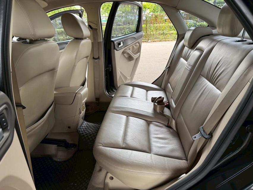 ขายด่วน! Ford Focus 1.8 Sedan AT ปี 2011 16